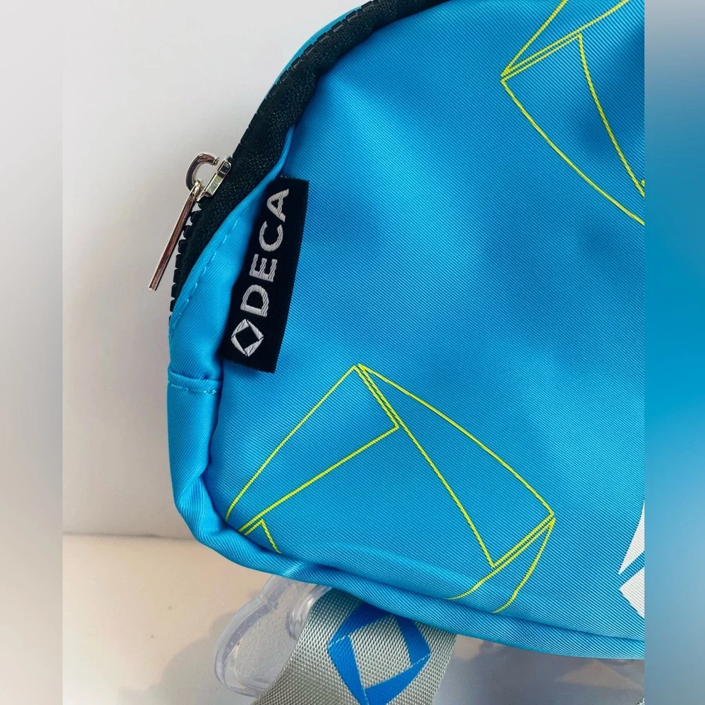 Deca Slingpack - Picture 3 of 5